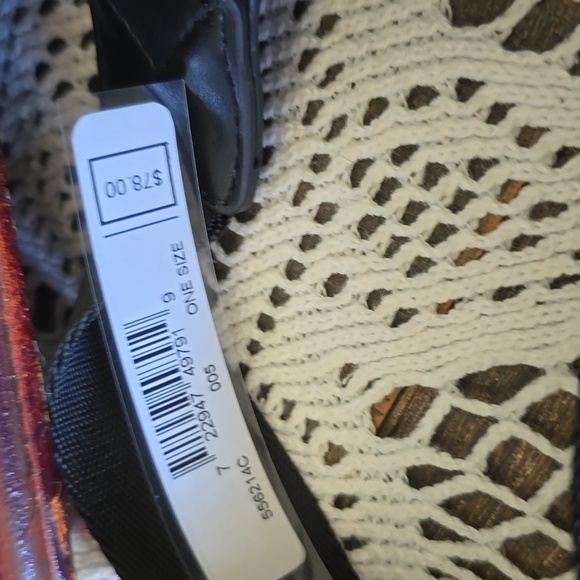 MICHAEL KORS BELT BAG🥰 - Picture 3 of 8